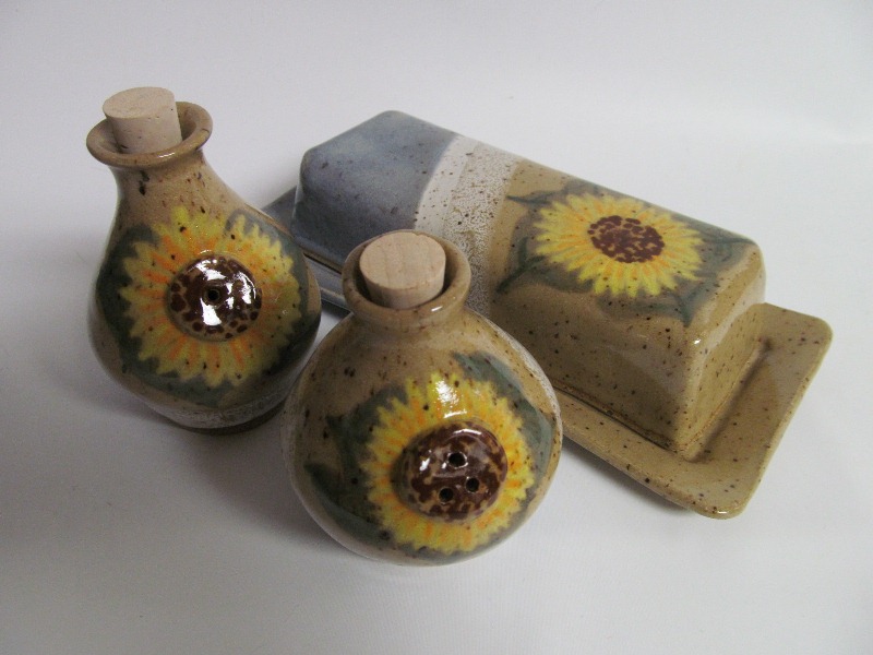 Sunflower place setting